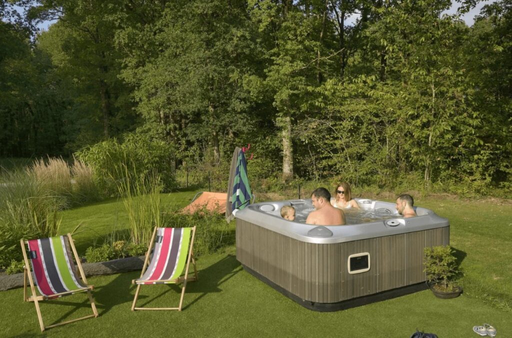 terrasse jacuzzi gite angers latelier