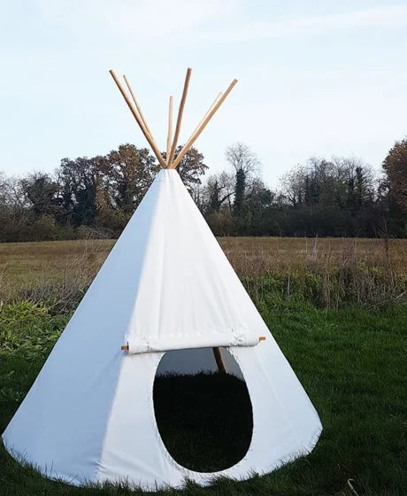 Tipis Maison dans les bois, Angers